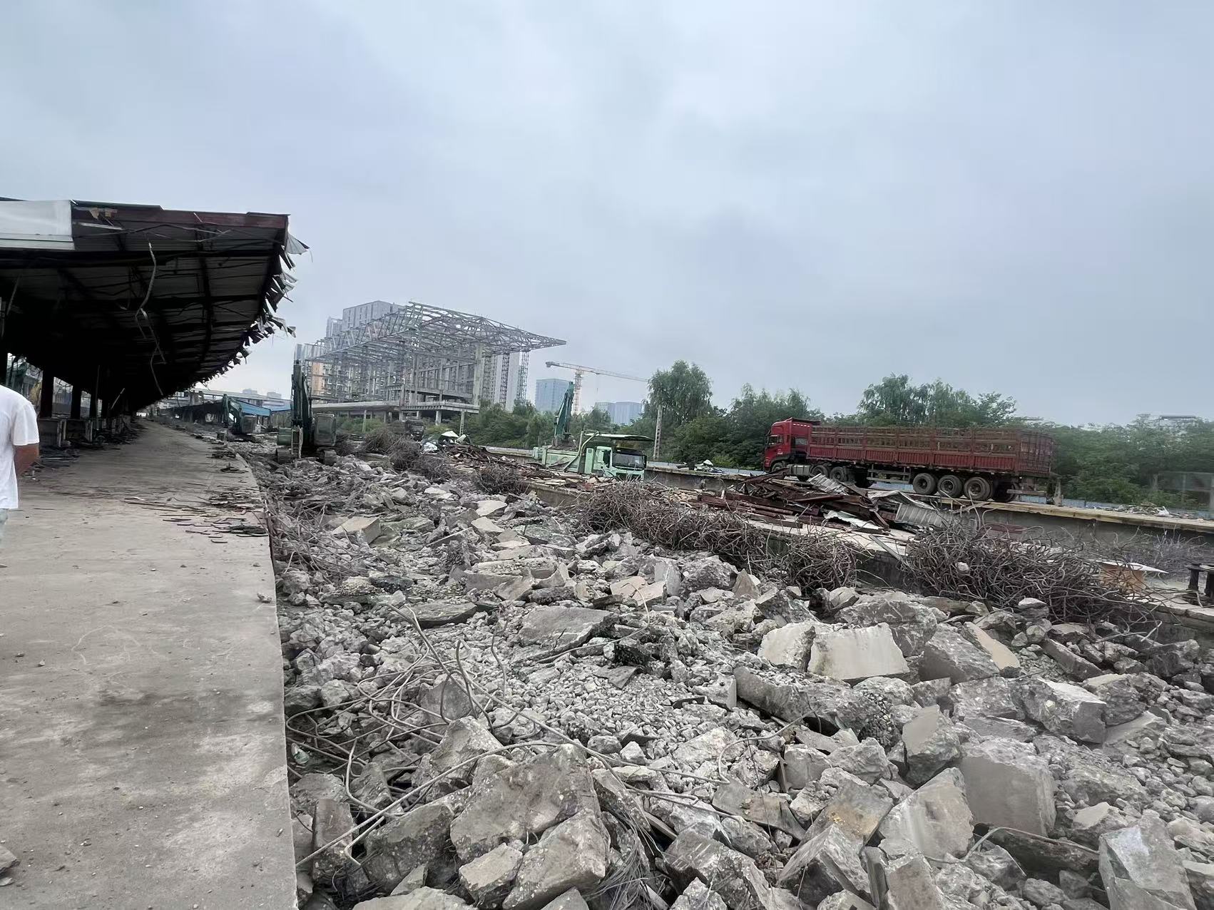市域铁路公交化运营改造工程二期拆除工程施工实景